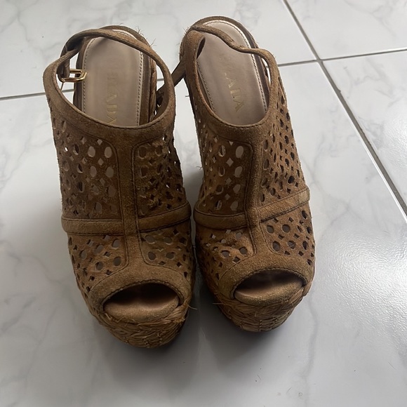 Authentic Prada Raffia Wedges | Size 36.5 EU / Size 6.5 US | Great Condition - Picture 3 of 7